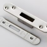 Eurospec FSF5019BSS/R Easi-T Forend Strike & Fixing Pack To Suit Euro Profile BS Cylinder Deadlock - Bright Stainless Steel Radius Forend (LEAD TIME: 2-3 DAYS)